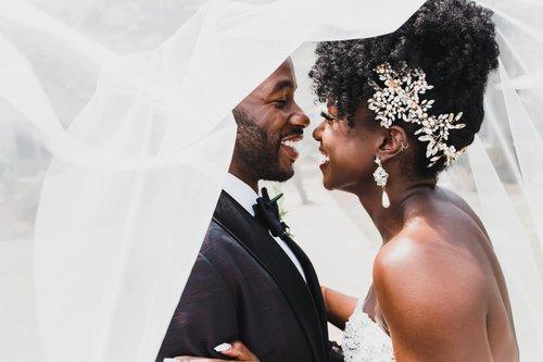 carousel-hero-element image-0